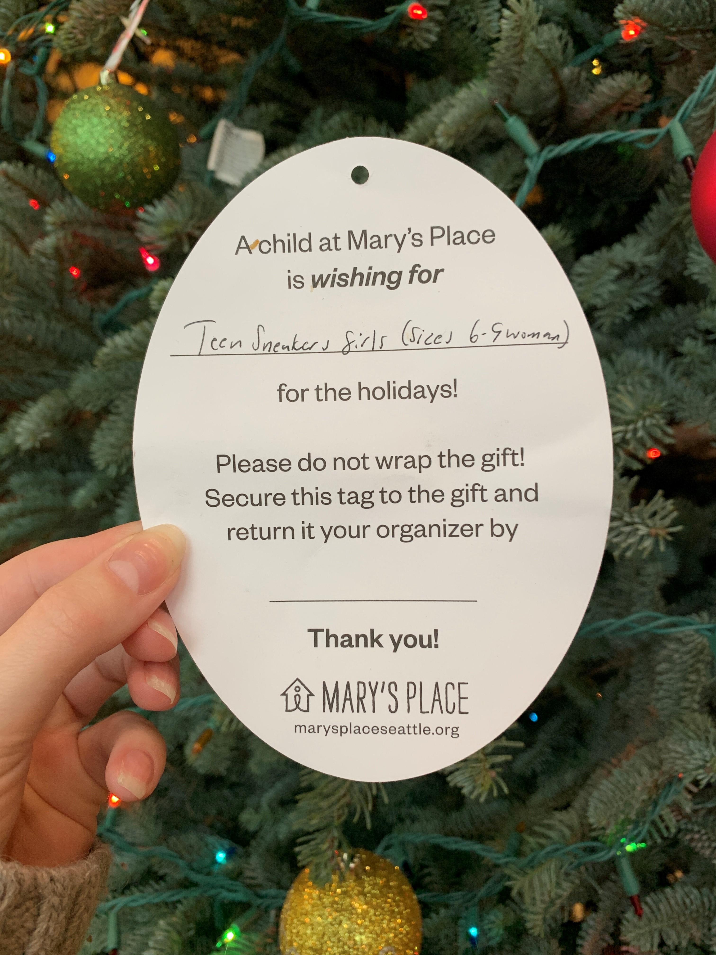 mary-s-place-giving-tree-tags-windermere-greenwood